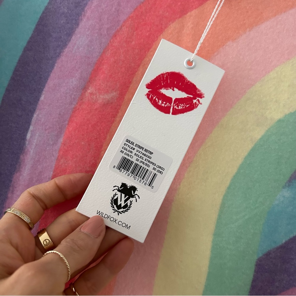 WILDFOX Soleil Stripe Roadtrip Sweatshirt NWT szXS - Picture 5 of 7